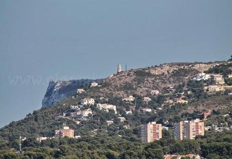 Denia al natural, entre la montañas y el mar
