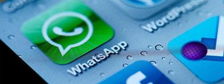 La-aplicacion-Whatsapp-en-un-t_54390714514_51351706917_600_226