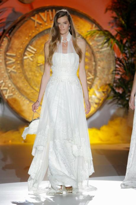 La colección 2015 de Inmaculada García nos transporta en el tiempo con los mejores estilos de cada época