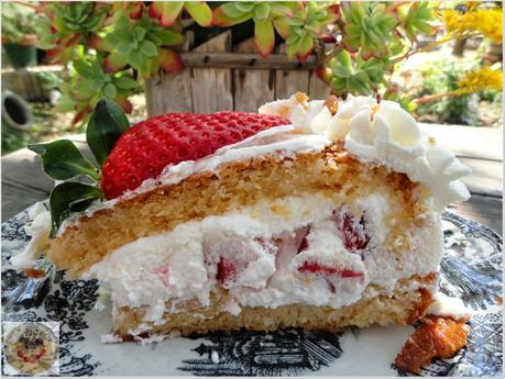 TARTA DE FRESAS CON NATA