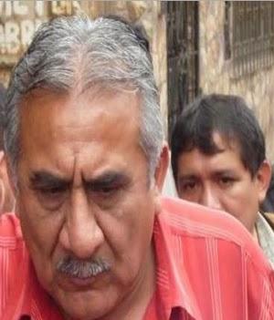 Solo se destruyen: ENEMIGOS SE JAVIER ALVARADO SE SACAN LOS OJOS... Solo se destruyen: ENEMIGOS SE JAVIER ALVARADO SE SACAN LOS OJOS...