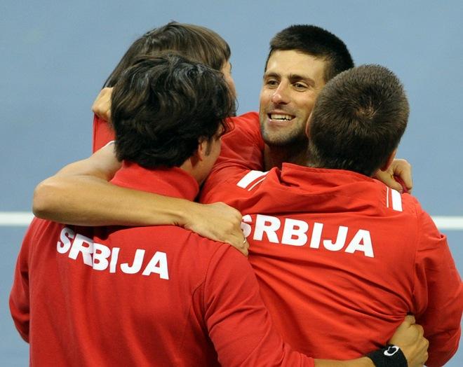 Copa Davis: Serbia es el otro finalista, y va por Francia