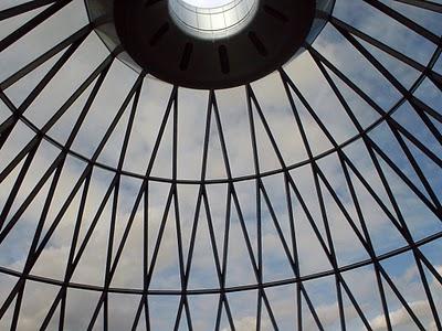 SC 140: Norman Foster y Rem Koolhaas invitan a Bruno Taut a pasear por Londres