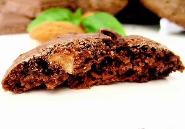 GALLETAS DE CHOCOLATE Y ALMENDRAS