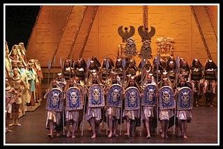 LA OPERA AIDA REGRESARA JUNTO LAS PIRAMIDES