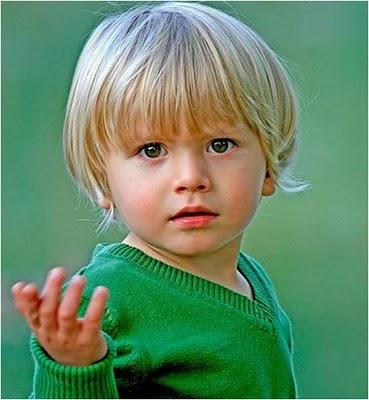 El valor central de la infancia en las nuevas Sociedades del Conocimiento.