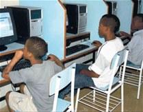 ¿Que pasa con las personas que no tienen acceso al Internet?