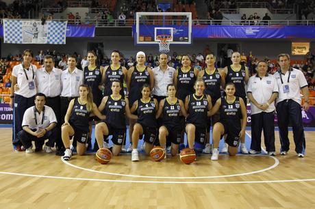 Argentina perdió en el debut