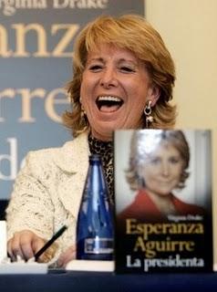 Esperanza quiere... ¡GUERRA!