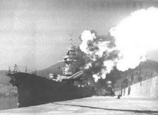 La escuadra francesa en Dakar rechaza a la Royal Navy - 24/09/1940.