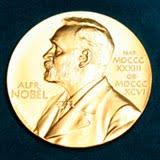 El Premio Nobel no hace distinción de edad, sí de sexo