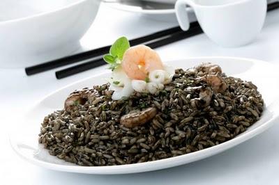 Arroz negro con marisco