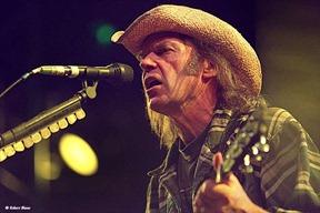 neil_young-02