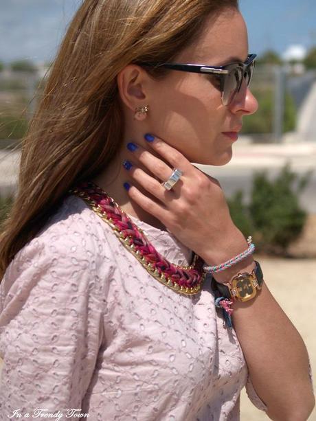 OUTFIT CATS AND DOGS