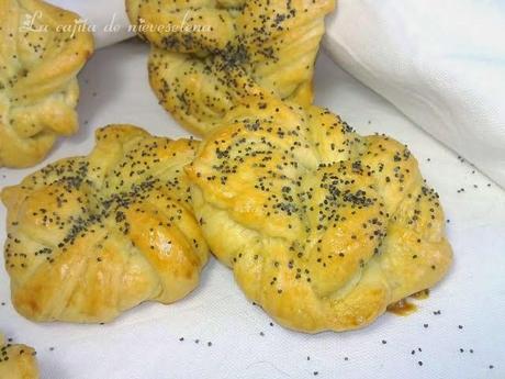 Caracolas de cardamomo y semillas de amapola