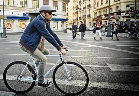 Closca :: casco plegable para ir en bici