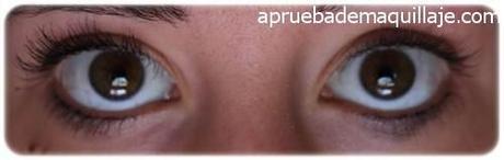 Colaboración Primavera con Isadora Swatch 3 de la máscara de pestañas Volume & Curl tono 10 Black de Isadora