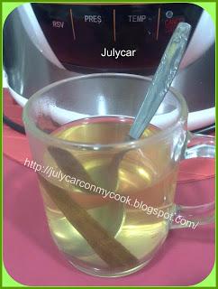 Infusion de canela y laurel