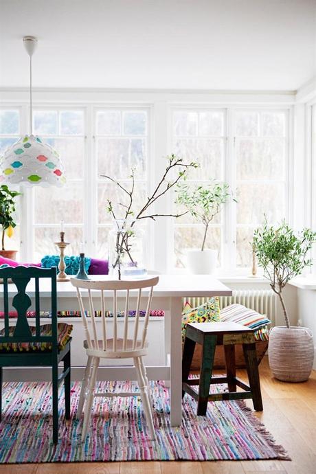 ESTILO ESCANDINAVO CON MUCHO COLOR ESTILO ESCANDINAVO CON MUCHO COLOR