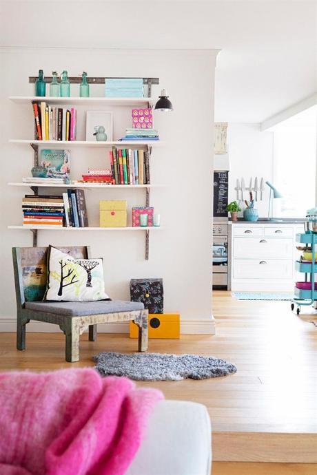 ESTILO ESCANDINAVO CON MUCHO COLOR ESTILO ESCANDINAVO CON MUCHO COLOR