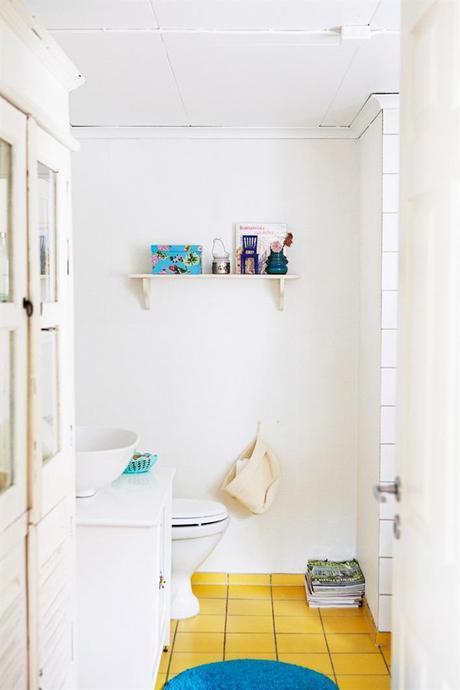 ESTILO ESCANDINAVO CON MUCHO COLOR ESTILO ESCANDINAVO CON MUCHO COLOR