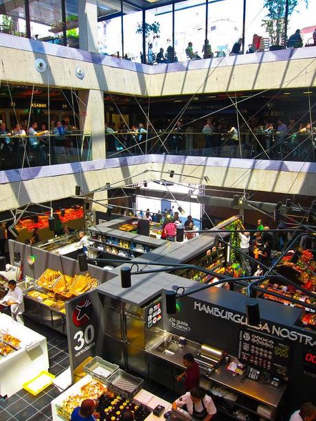 Vista de las tres plantas del mercado - Foto por Laura Tomàs Avellana - clic para ver original