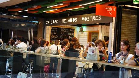 Cafetería - Foto de Yukino Miyazawa - Clic para ver original