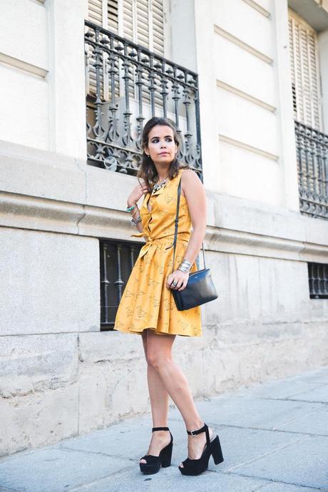 DUCK PRINT Pepa_Love_Dress-Yellow-Fishtail_Braid-Outfit-Street_Style-10