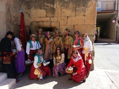 Vestuario para actos festeros. Moros y Cristianos 2014 onil Vestuario para actos festeros. Moros y Cristianos 2014 onil
