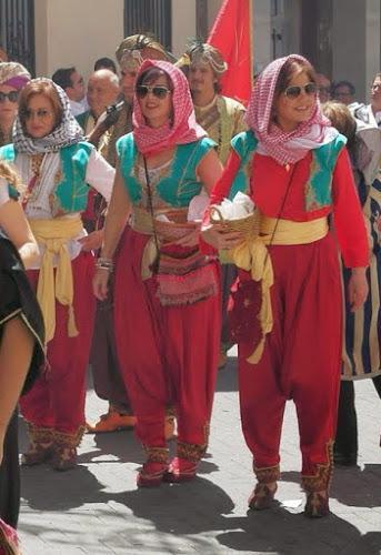 Vestuario para actos festeros. Moros y Cristianos 2014 onil Vestuario para actos festeros. Moros y Cristianos 2014 onil