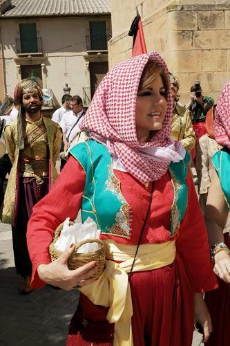 Vestuario para actos festeros. Moros y Cristianos 2014 onil Vestuario para actos festeros. Moros y Cristianos 2014 onil