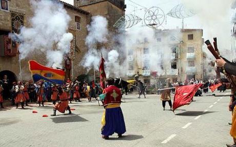 Vestuario para actos festeros. Moros y Cristianos 2014 onil Vestuario para actos festeros. Moros y Cristianos 2014 onil