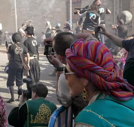 Vestuario para actos festeros. Moros y Cristianos 2014 onil Vestuario para actos festeros. Moros y Cristianos 2014 onil