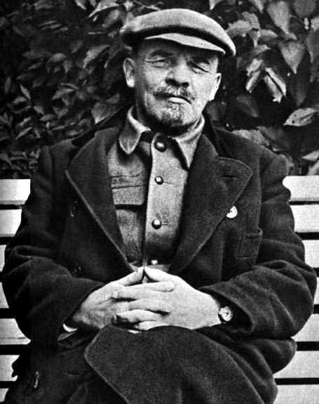 FEMINISMO LENINISTA (1921)