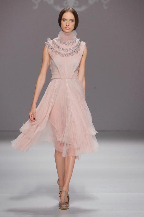 La firma de moda nupcial M&M nos presenta una colección romántica y vintage para el 2015