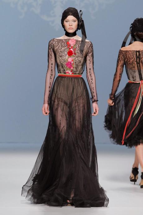 La firma de moda nupcial M&M nos presenta una colección romántica y vintage para el 2015