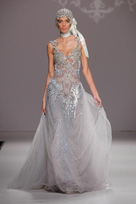 La firma de moda nupcial M&M nos presenta una colección romántica y vintage para el 2015