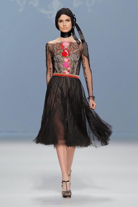 La firma de moda nupcial M&M nos presenta una colección romántica y vintage para el 2015