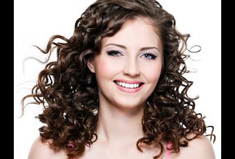 Peinados para cabello rizado natural - Paperblog