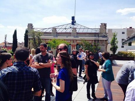 Durante la comida networking (Foto: @illustraciencia)