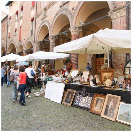 mercadillo de Santo Stefano, Bologna