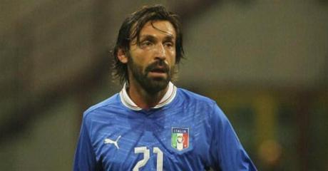 Prandelli sorprende en su lista de 30