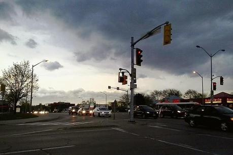 Nubes pre-tormenta, Burlington, ON, 7pm