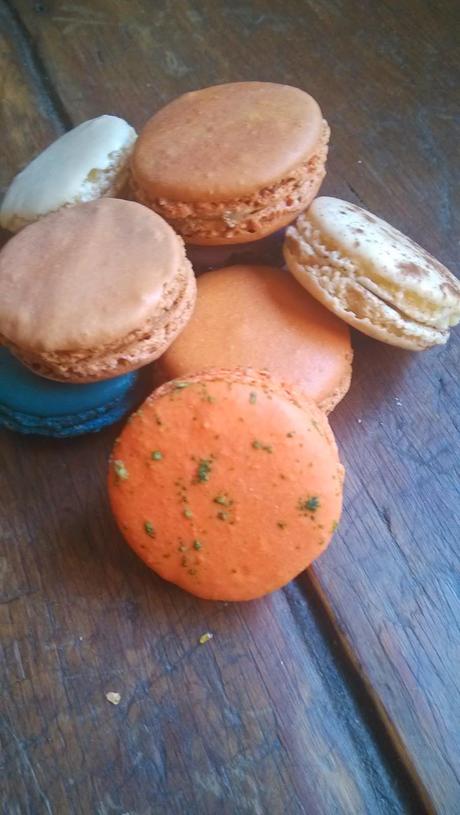 Un paseo por Louchon y los macarons franceses!