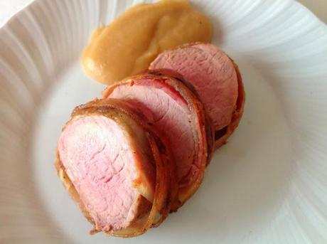 Solomillo de cerdo a la mostaza con puré de manzana
