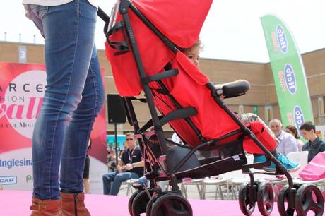 silla de paseo rojo Inglesina desfile