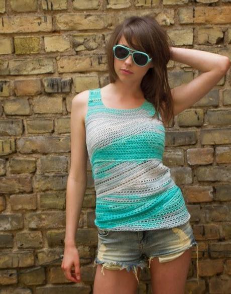 2111.- Ropa Crochet: Top de ganchillo