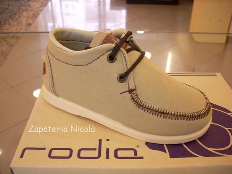 YA NO QUIERO ESE VESTIDO y CALZADO DE LONA