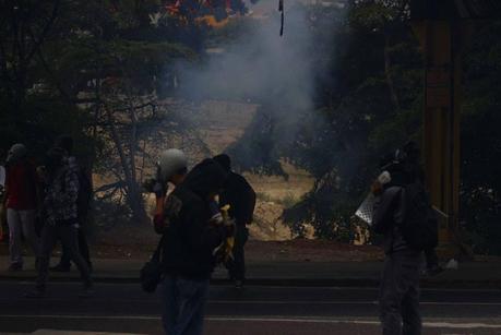 Represión brutal #14M Venezuela