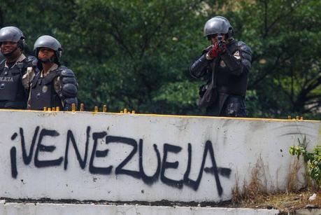 Represión brutal #14M Venezuela